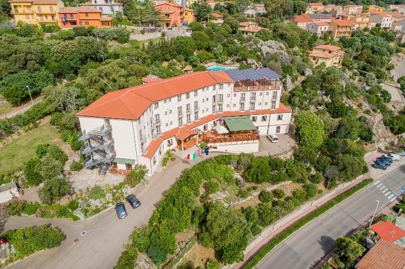 Hotel San Trano Luogosanto Exterior photo