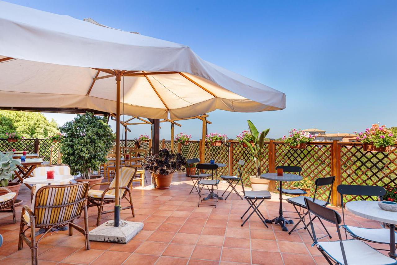 Hotel San Trano Luogosanto Exterior photo